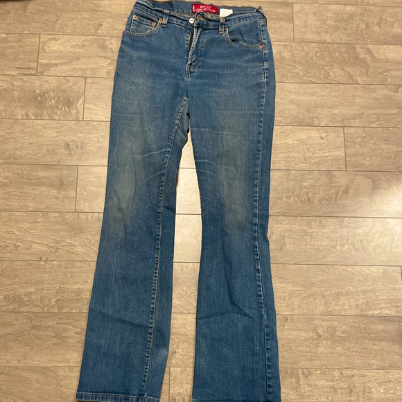 BOOTCUT LEVI’S!! - Picture 2 of 3